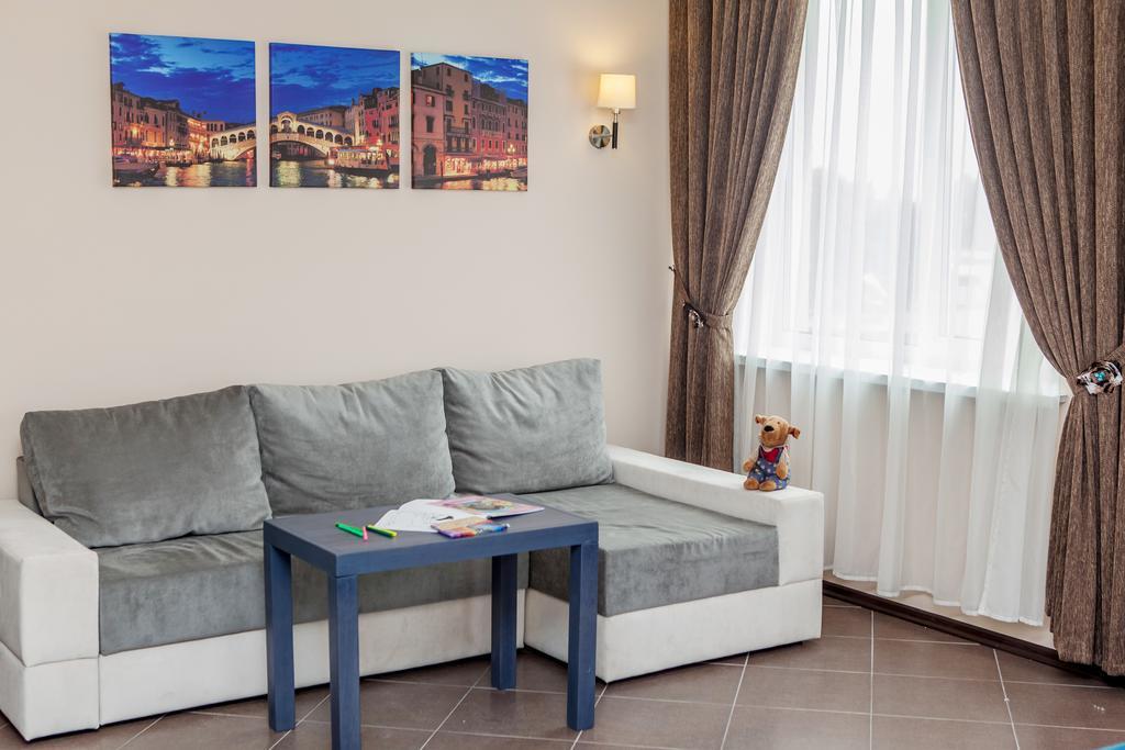 Chisto Hotel Gomel Phòng bức ảnh